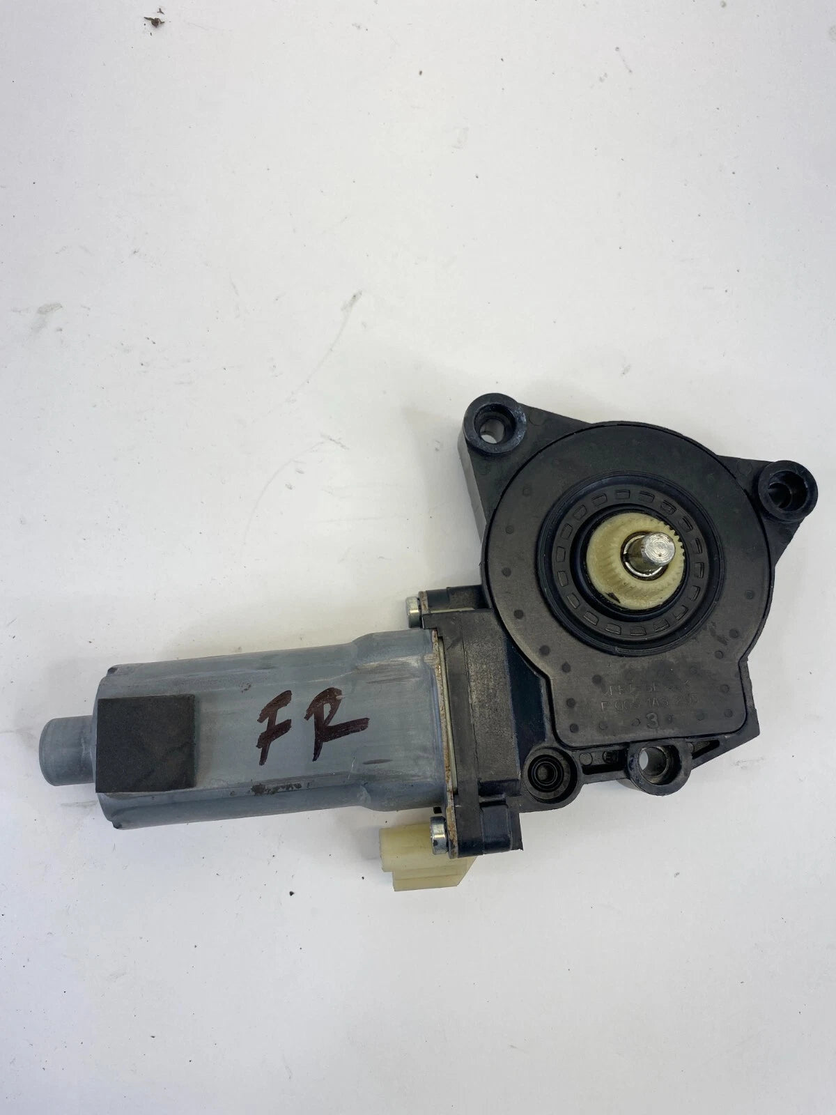 2009 2010 2011 Kia Borrego Front Right Side Door Power Window Motor OEM