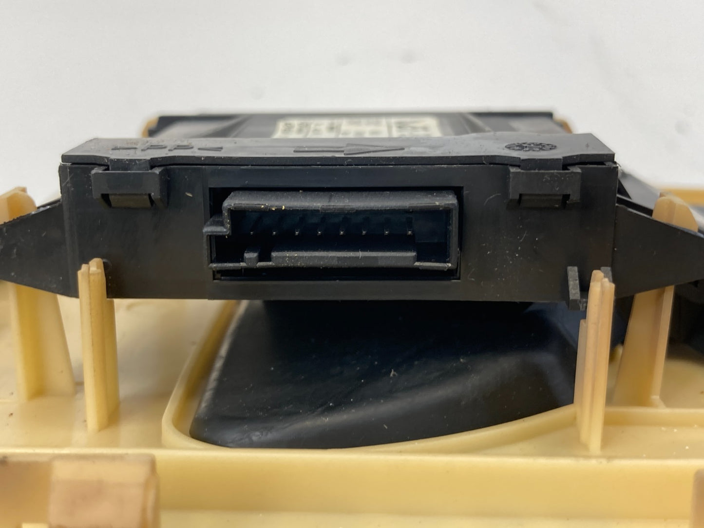 2004-2007 BMW 525i Ultra Sonic Alarm Sensor Control Module w/ Cover 6575-6980089