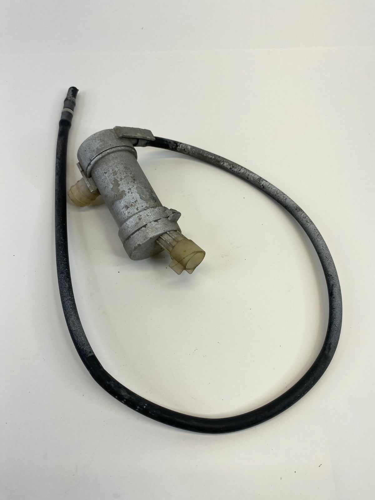 2006-2017 Hyundai Accent Windshield Wiper Fluid Washer Pump OEM