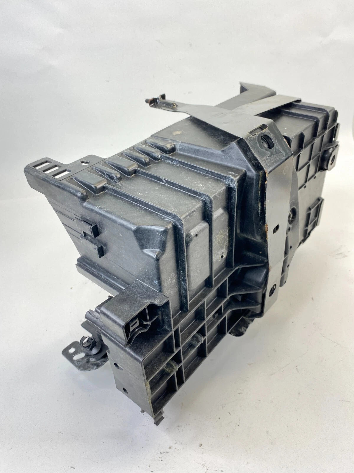 2011-2016 CHEVROLET CRUZE LOWER HOLDER BATTERY TRAY BASE COVER 13243503 OEM