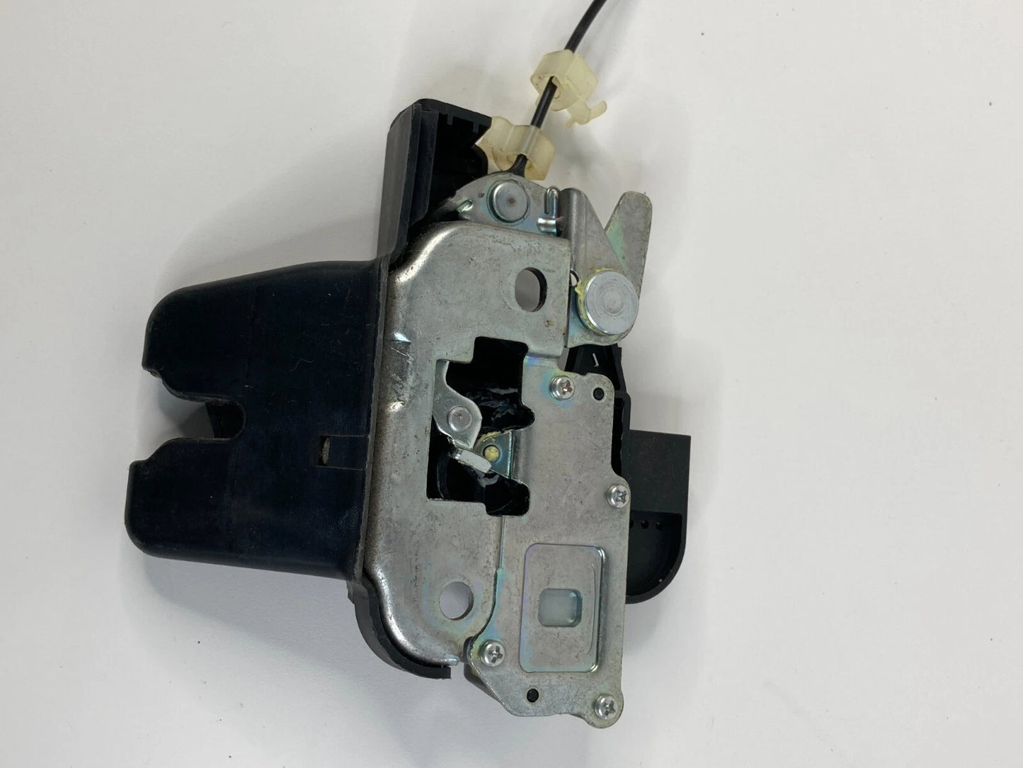 2007 2008 INFINITI G35 SEDAN REAR TRUNK LOCK LATCH RELEASE ACTUATOR