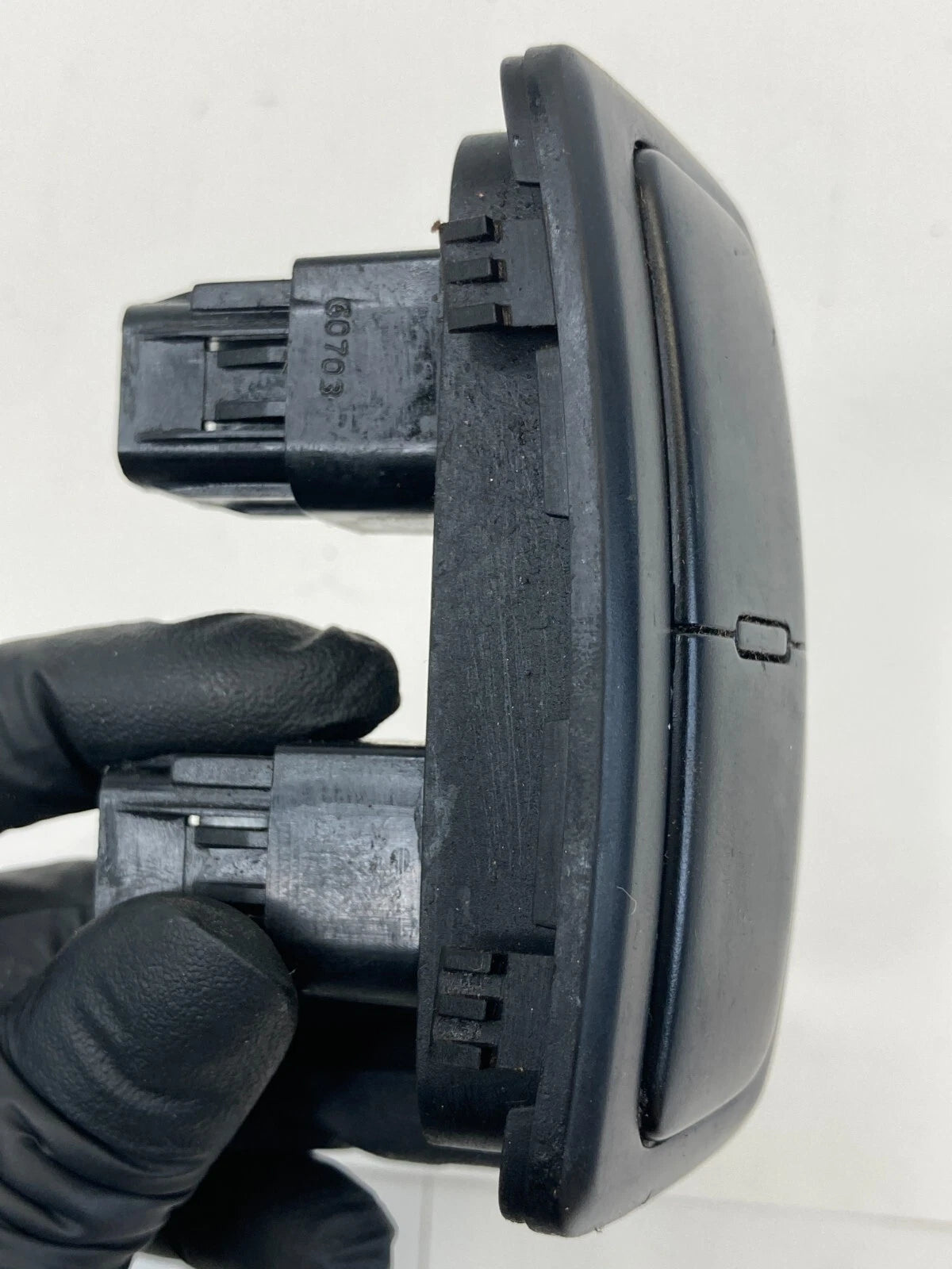 2005-2010 KIA SPORTAGE CENTER CONSOLE BLANK SWITCH COVER BEZEL TRIM OEM