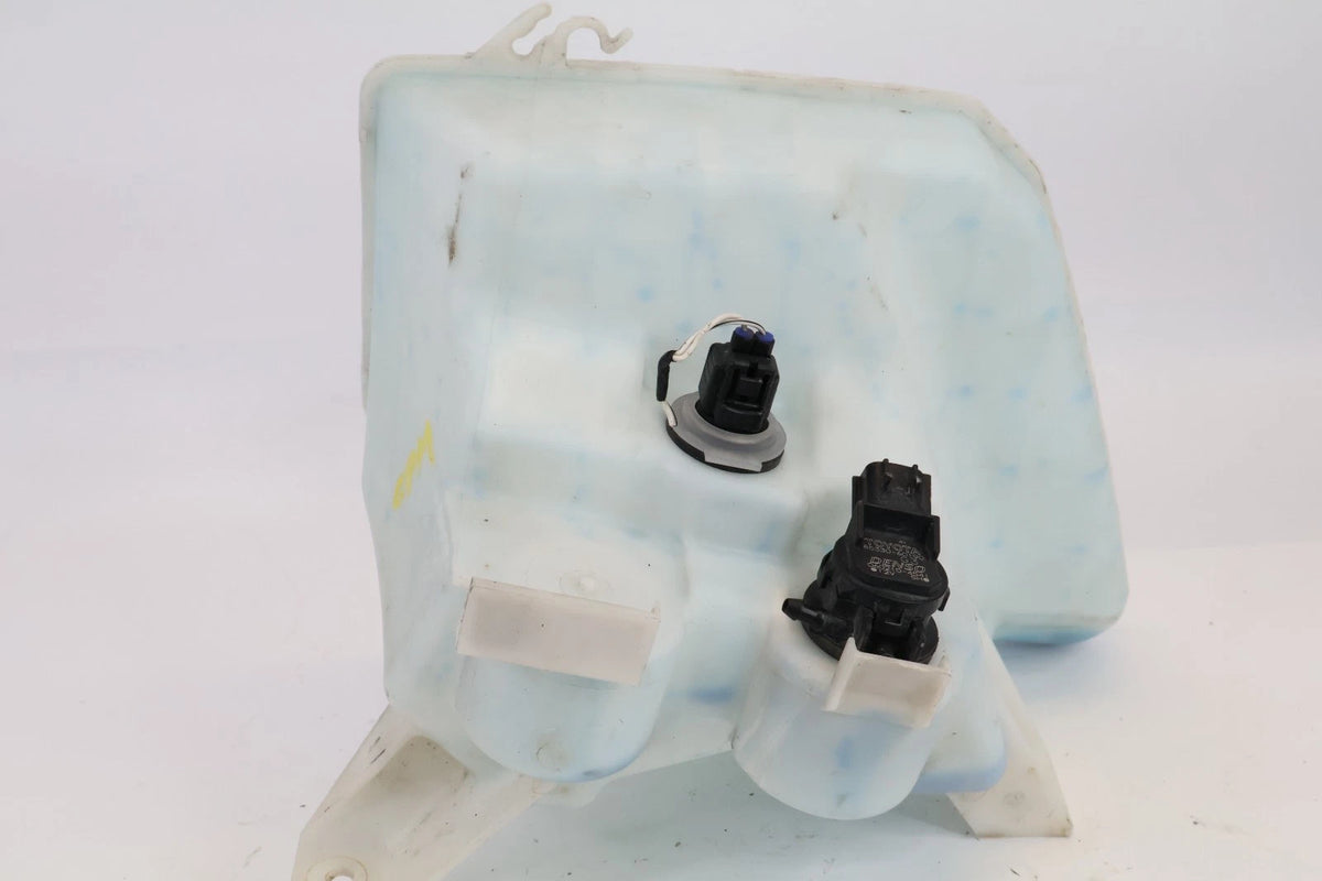 07-12 TOYOTA YARIS SEDAN WIPER WASHER FLUID RESERVOIR TANK W/ PUMP 06060851-250
