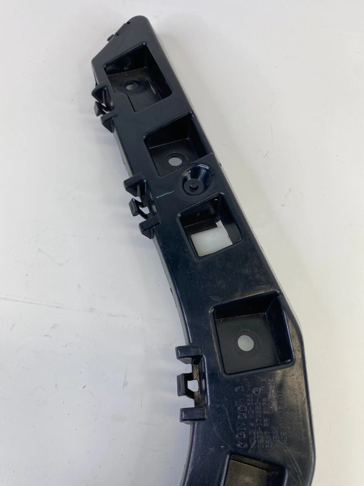 2013-2019 FORD FUSION REAR LEFT SIDE BUMPER BRACKET MOUNT DS73-17A882-AE OEM