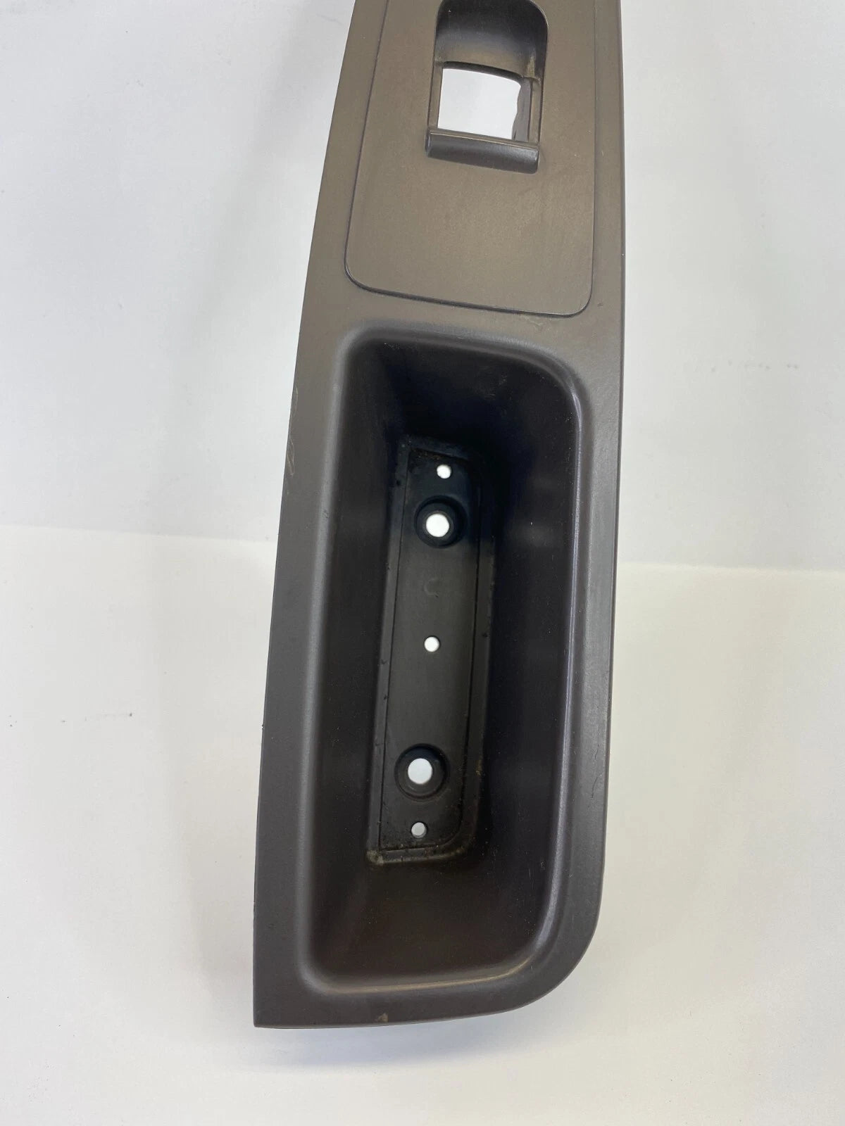 2008-2012 CHEVROLET MALIBU REAR LEFT WINDOW SWITCH BEZEL TRIM PANEL 25952184 OEM