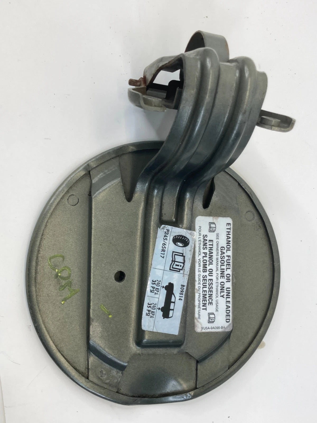 2001 2002 2003 2004 2005 FORD EXPLORER FUEL TANK LID GAS FILLER DOOR CAP OEM