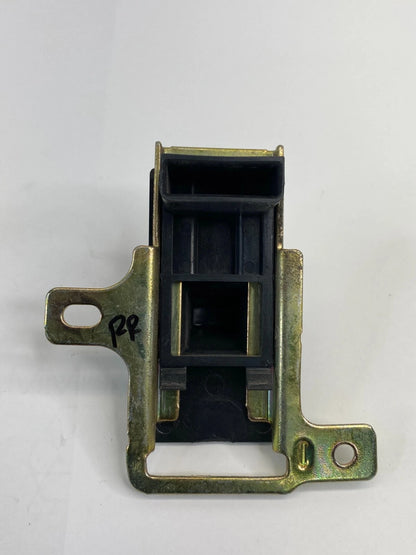 99-04 HONDA ODYSSEY REAR RIGHT SIDE SLIDING DOOR LOCK KNOB CONTROL SWITCH OEM