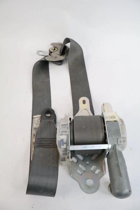 2004-2009 TOYOTA PRIUS FRONT RIGHT PASSENGER SEAT BELT RETRACTOR 7L7210-P