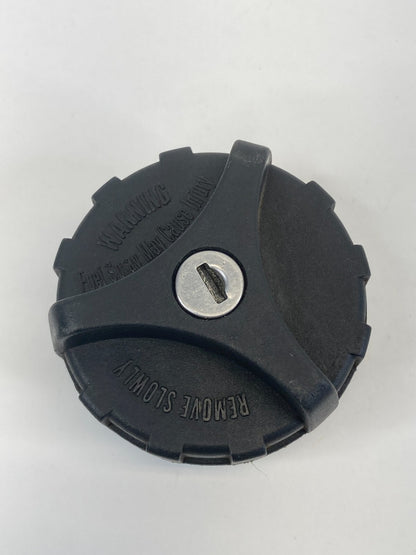 2005-2007 Nissan Armada 5.6L V8 32V 5-Speed A/T 4WD Gas Fuel Tank Filler Cap