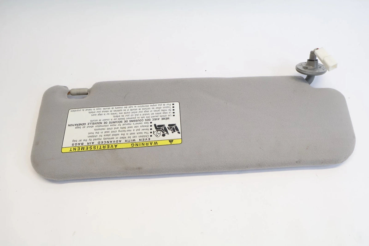 2004-2009 TOYOTA PRIUS LEFT DRIVER SIDE SUNVISOR SUN VISOR SHADE W/ MIRROR OEM