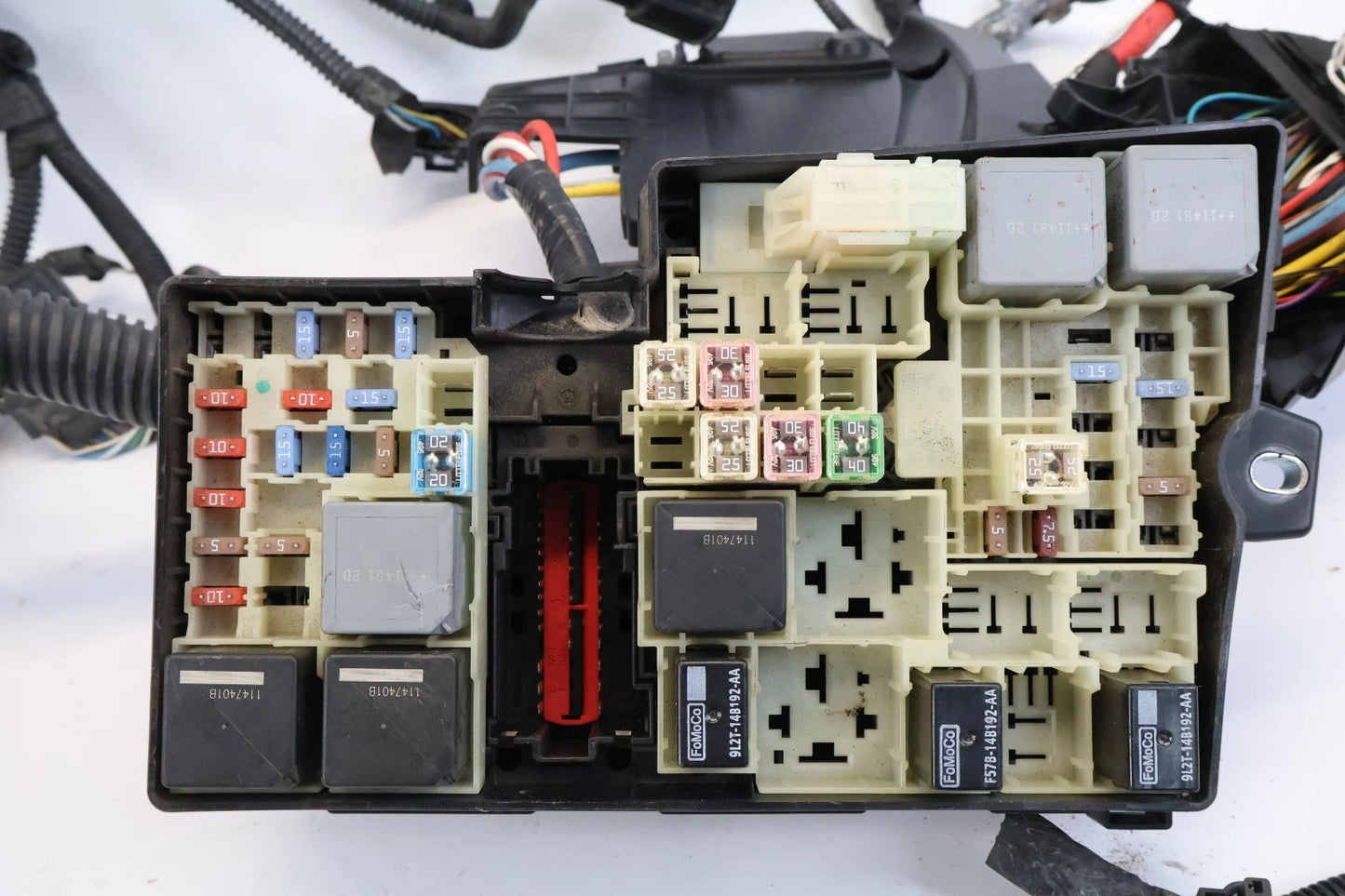 12-14 FORD FOCUS 2.0 FWD ENGINE FUSE BOX RELAY JUNCTION MODULE CV6T14K733 OEM