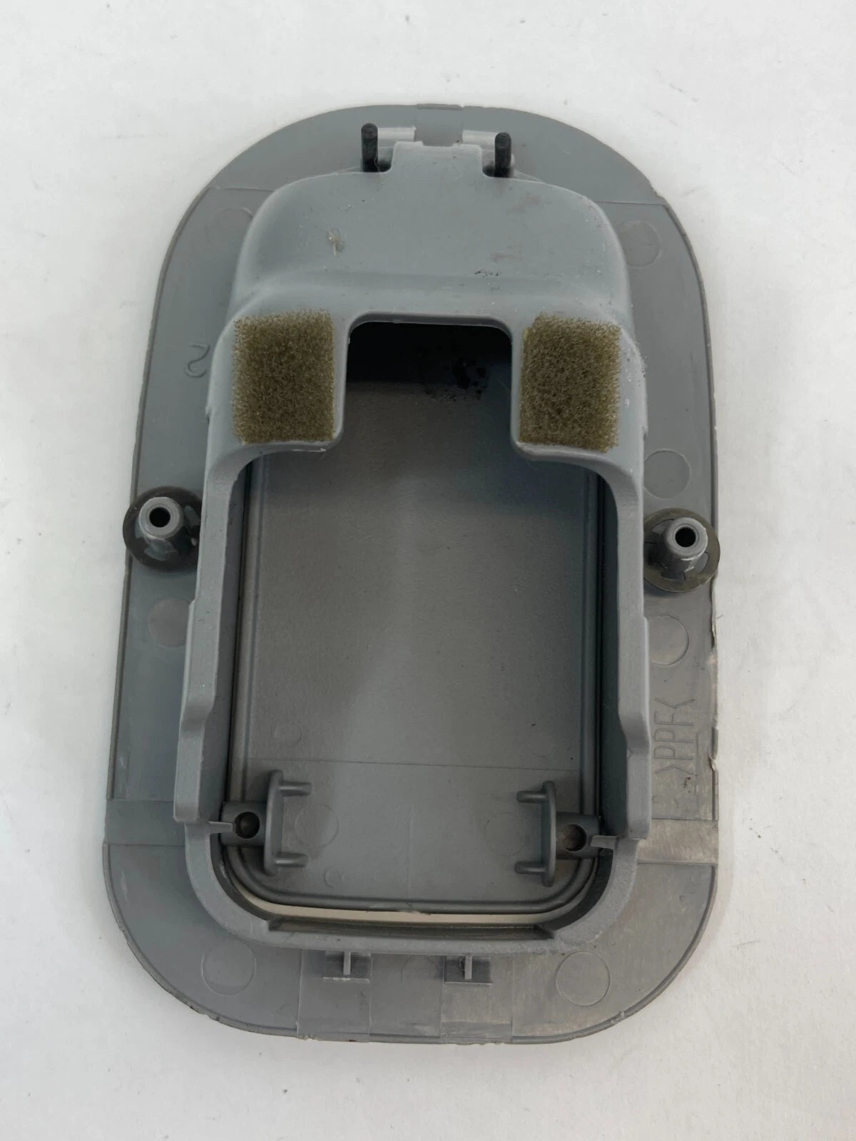 07 08 09 10 HYUNDAI ELANTRA SEDAN REAR SEAT CHILD ANCHOR TRIM COVER CAP OEM