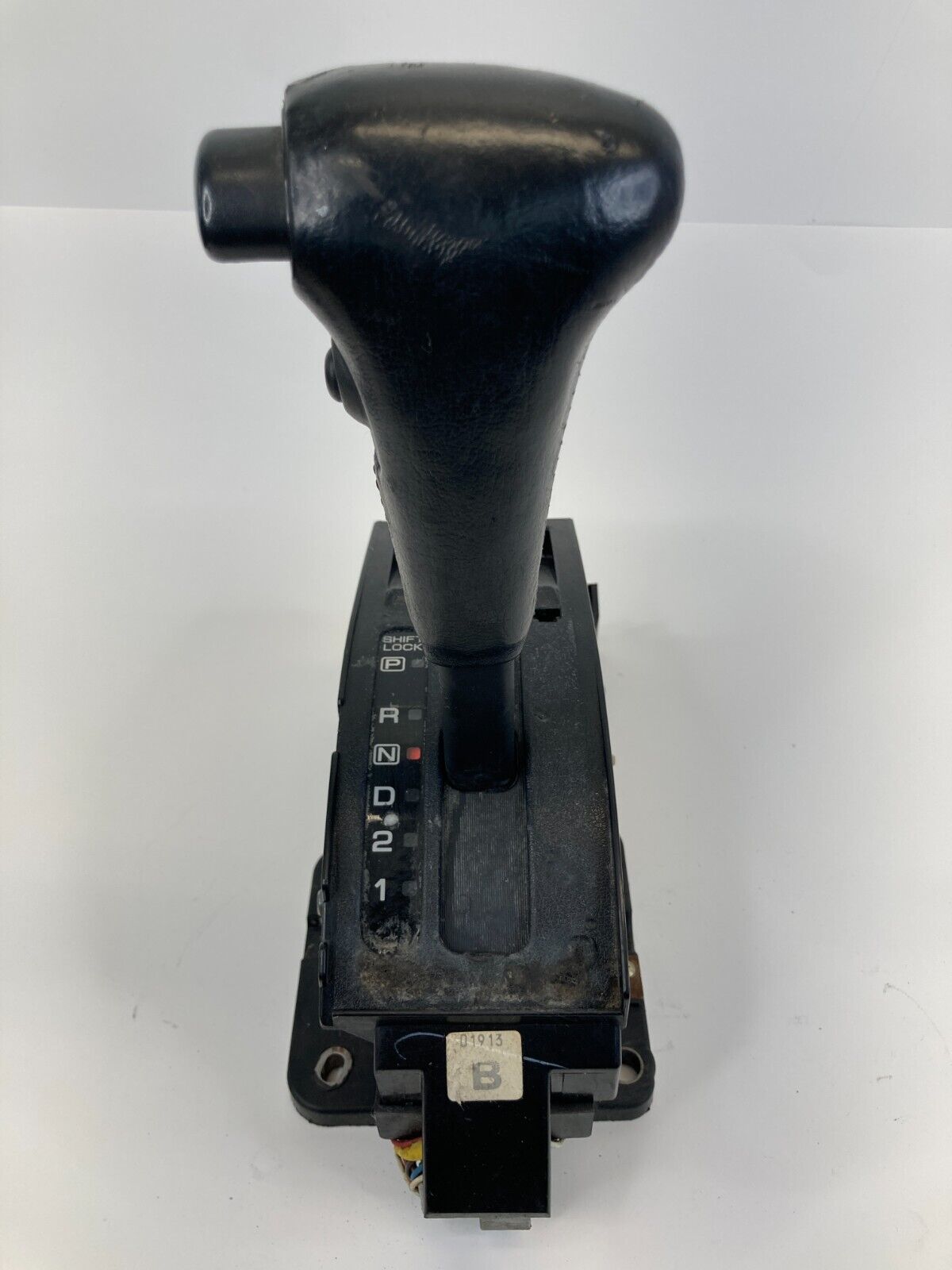 2001-2004 Nissan Pathfinder Automatic Floor Gear Shift Shifter Lever Selector