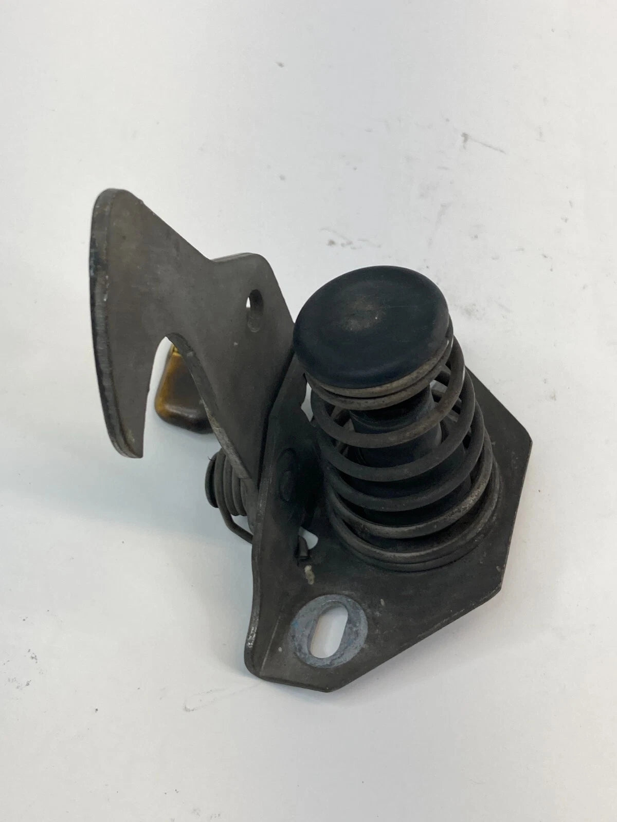 2006 BMW 330I 325I FRONT HOOD LOCK LATCH RELEASE CATCH HOOK SPRING OEM