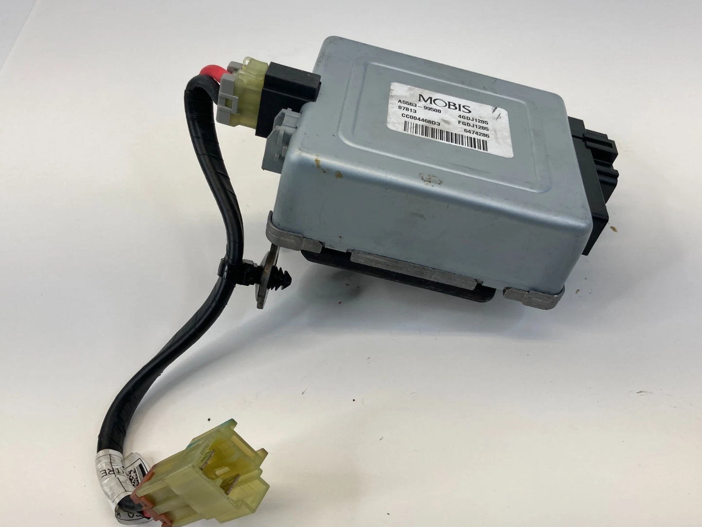 2013-2017 Hyundai Elantra GT AT Power Steering Column Control Module A5563-99500