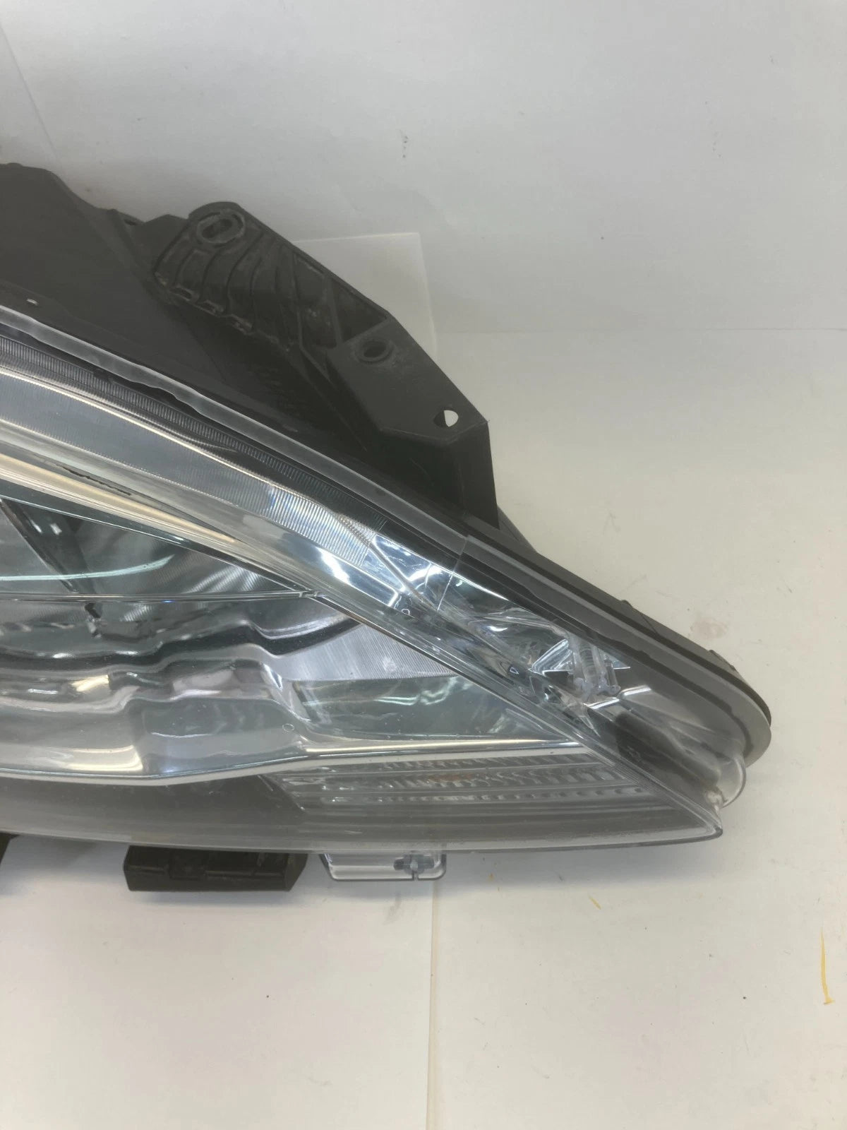 2013-2015 NISSAN SENTRA FRONT PASSENGER RIGHT SIDE RH HEADLIGHT HEADLAMP OEM