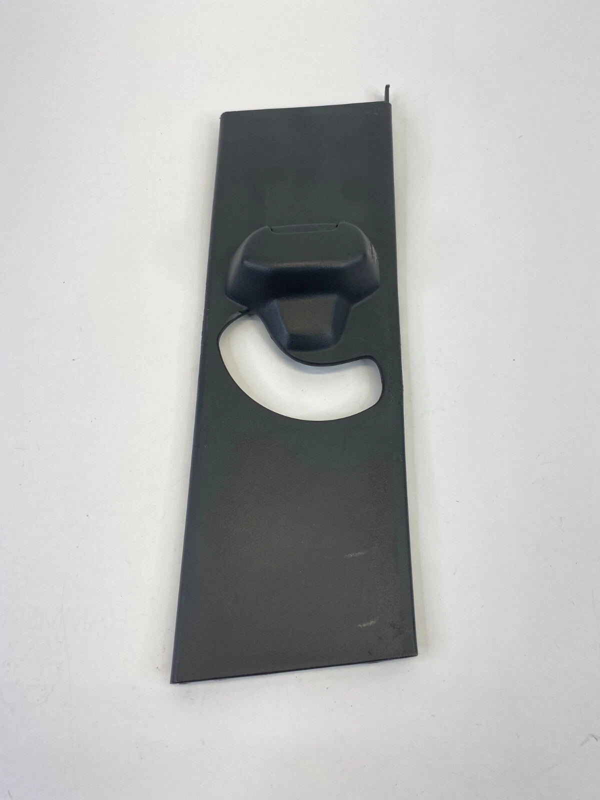 13-15 FORD POLICE INTERCEPTOR UTILITY CENTER PILLAR RIGHT SIDE UPPER TRIM COVER