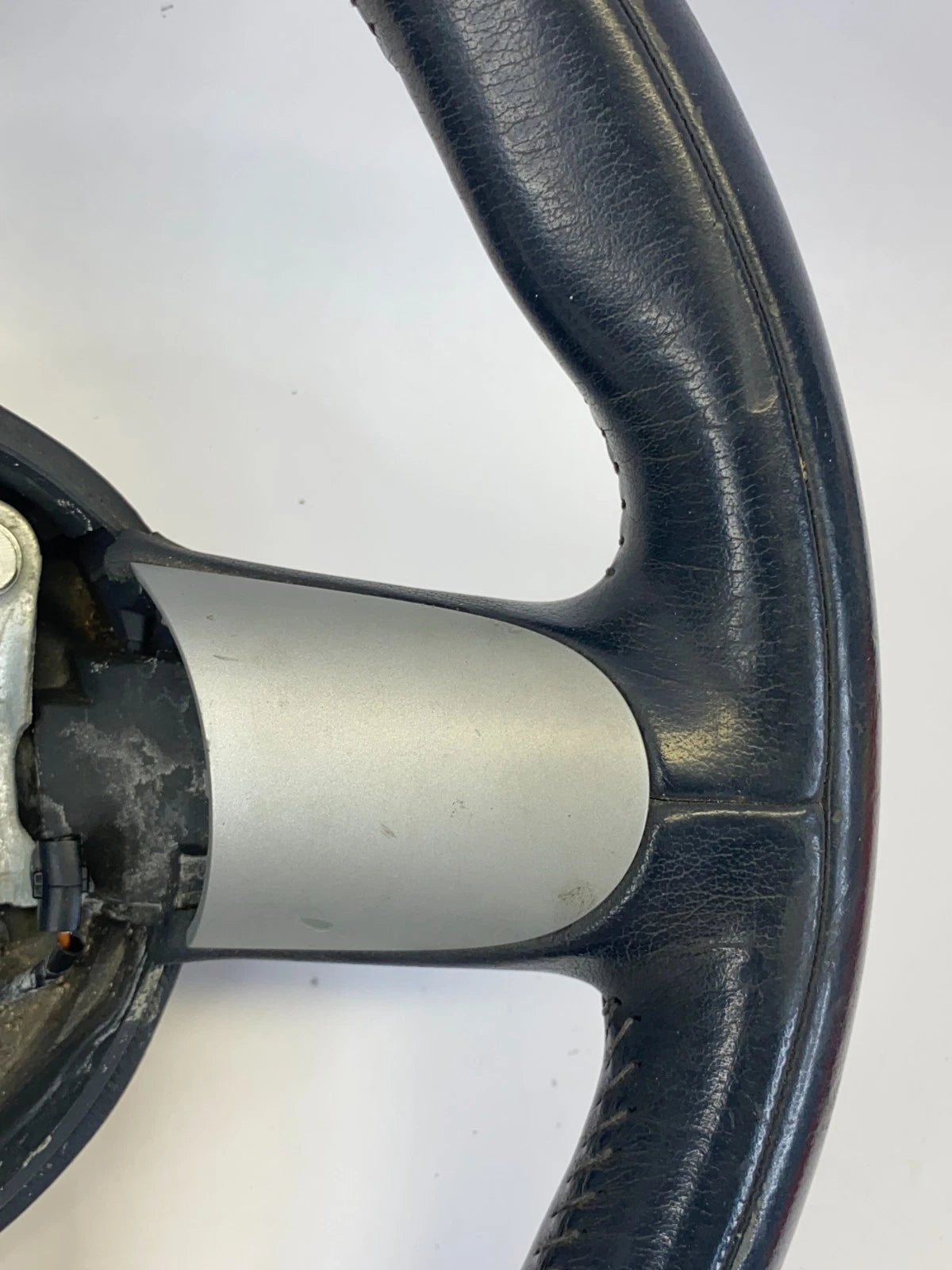 2005-2008 MINI COOPER DRIVER SIDE STEERING WHEEL LEATHER BLACK ASSY OEM