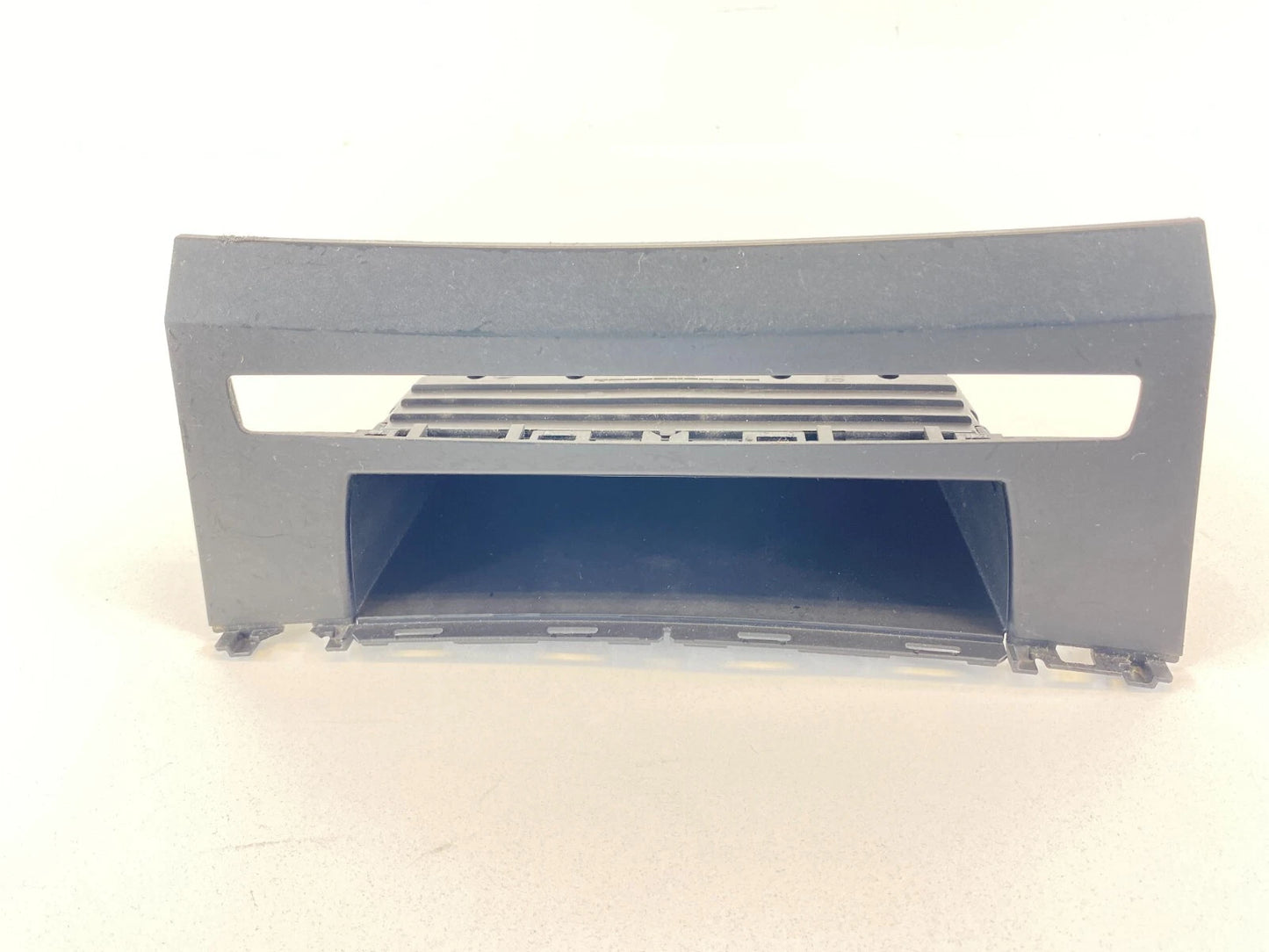 2004 -2007 BMW 530I DASH CENTER STORAGE CUBBY BEZEL COMPARTMENT 7063145