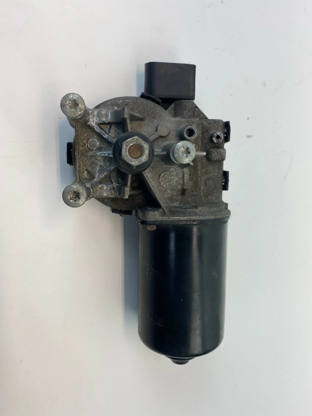 2007 2008 2009 MAZDA 3 MAZDA3 SEDAN WINDSHIELD WIPER MOTOR ASSEMBLY OEM