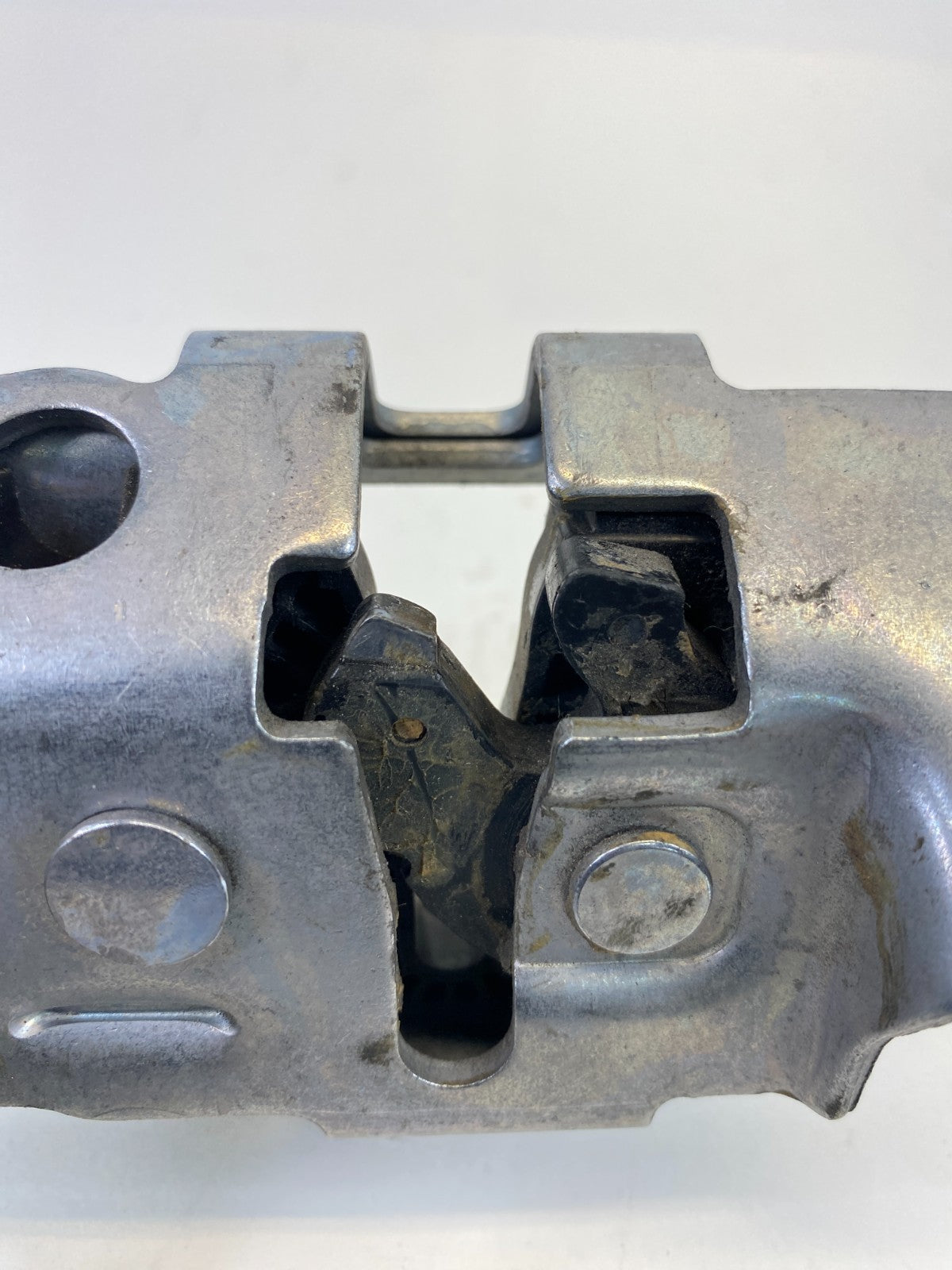 2008-2016 Chrysler Town & Country Rear Right Side Sliding Door Lock Latch Catch