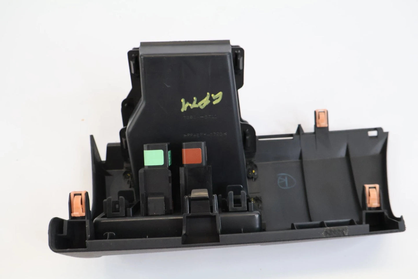 2010-2013 SUZUKI KIZASHI DASH PANEL TRACTION LIGHT SWITCH W/BEZEL 73813-57L1 OEM
