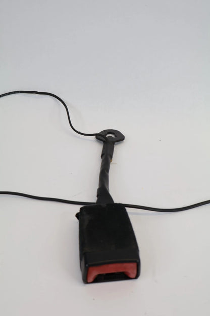 2012-2015 VOLKSWAGEN PASSAT FRONT LEFT SIDE SEAT BELT BUCKLE 561-857-755-C OEM