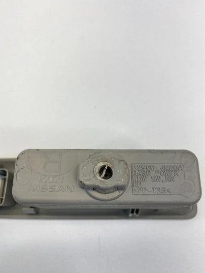 2008-2013 NISSAN ROGUE REAR RIGHT SIDE DOOR WINDOW SWITCH COVER BEZEL 82960JM00A
