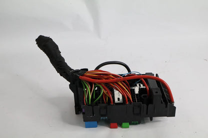 2012-2015 VOLKSWAGEN PASSAT FRONT ENGINE FUSE RELAY JUNCTION MODULE 5C0-937-819L