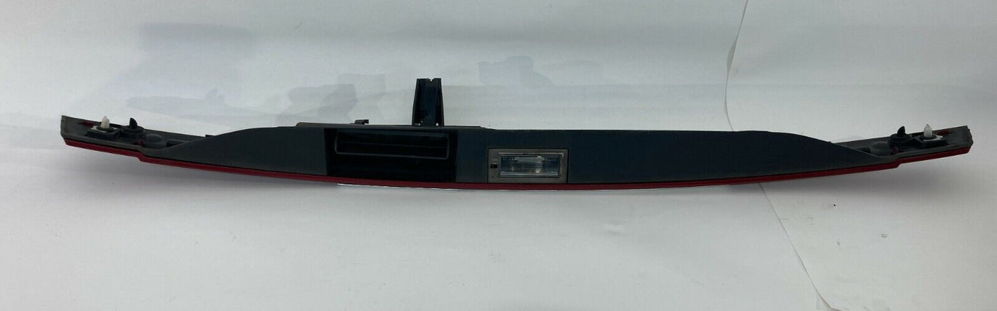 09-14 Volkswagen Routan Trunk Lid Finish Garnish License Light Panel Molding OEM