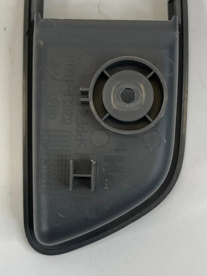 09-11 KIA RIO REAR RIGHT SIDE INTERIOR DOOR HANDLE BEZEL TRIM 82621-1G010 OEM