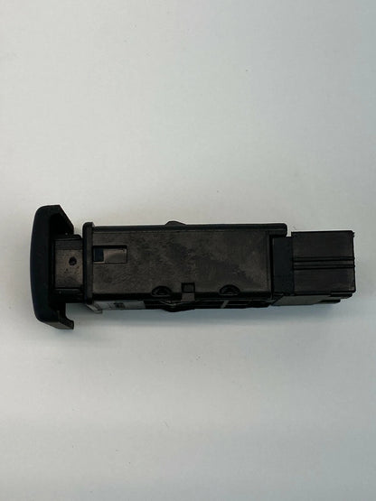 03 04 LAND ROVER DISCOVERY REAR DEFROST HEATED CONTROL SWITCH BUTTON YUG000760PU