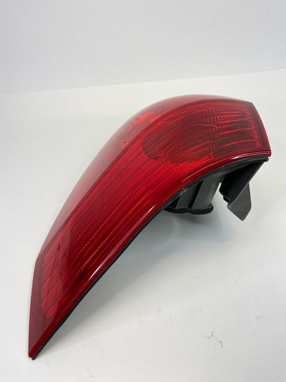 06-10 Toyota Sienna Right Passenger Tail Light Lamp Taillight Quarter Mounted