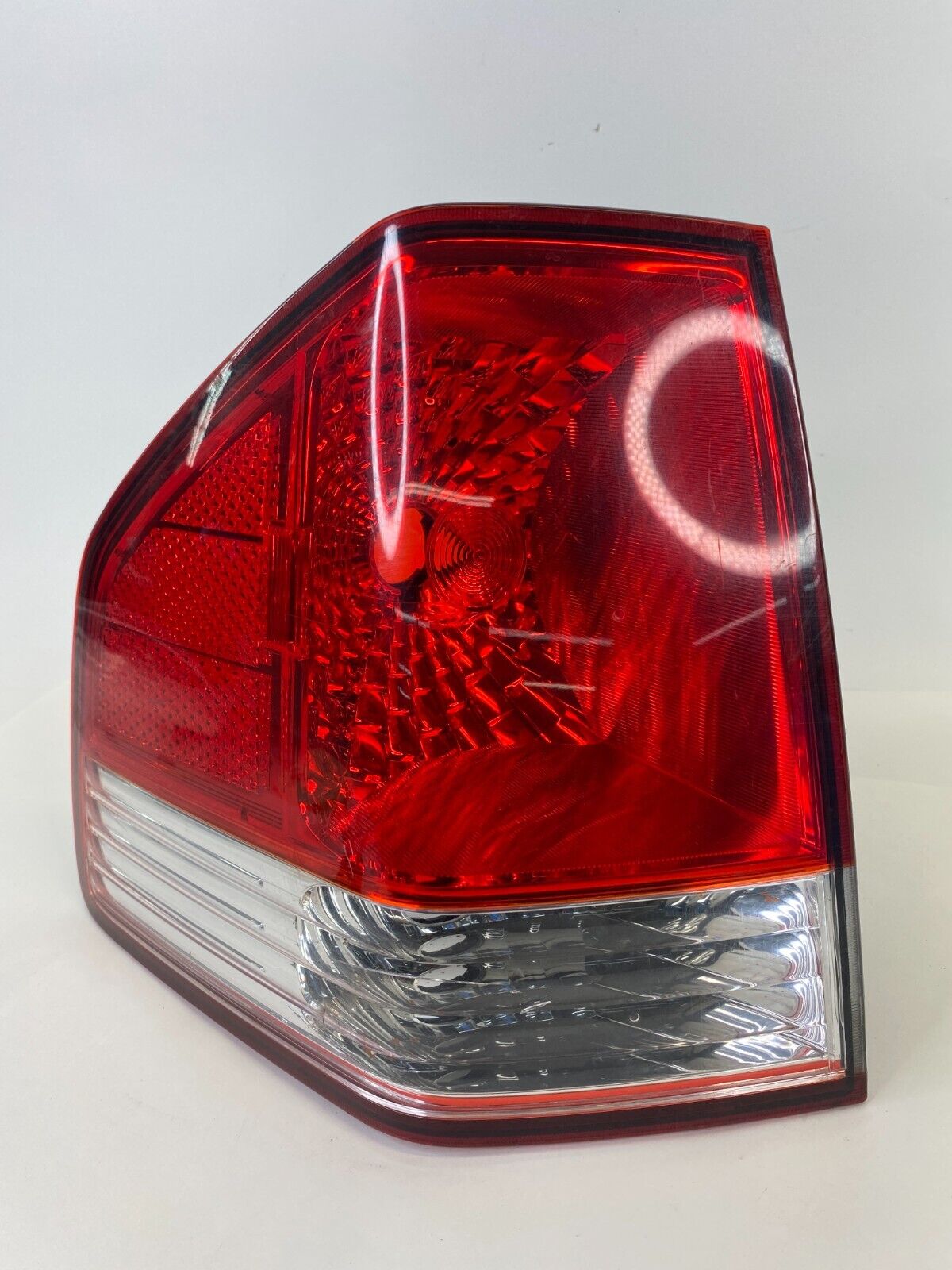 2009 Kia Borrego Rear Left Driver Outer Tail Light Taillight 92401-2J0L OEM