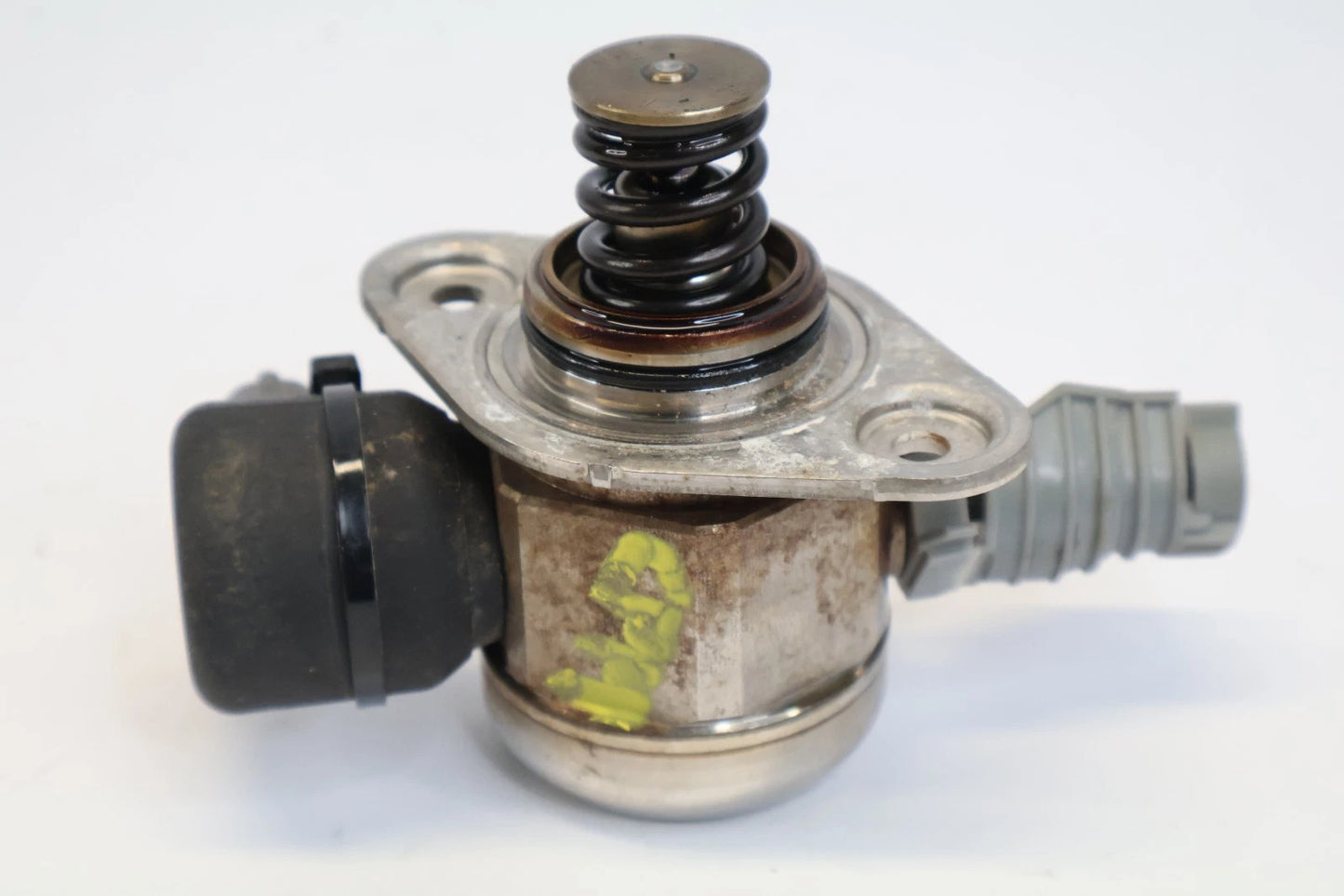 2013 2014 HYUNDAI ACCENT 1.6L ENGINE HIGH PRESSURE FUEL PUMP 35320-2B140