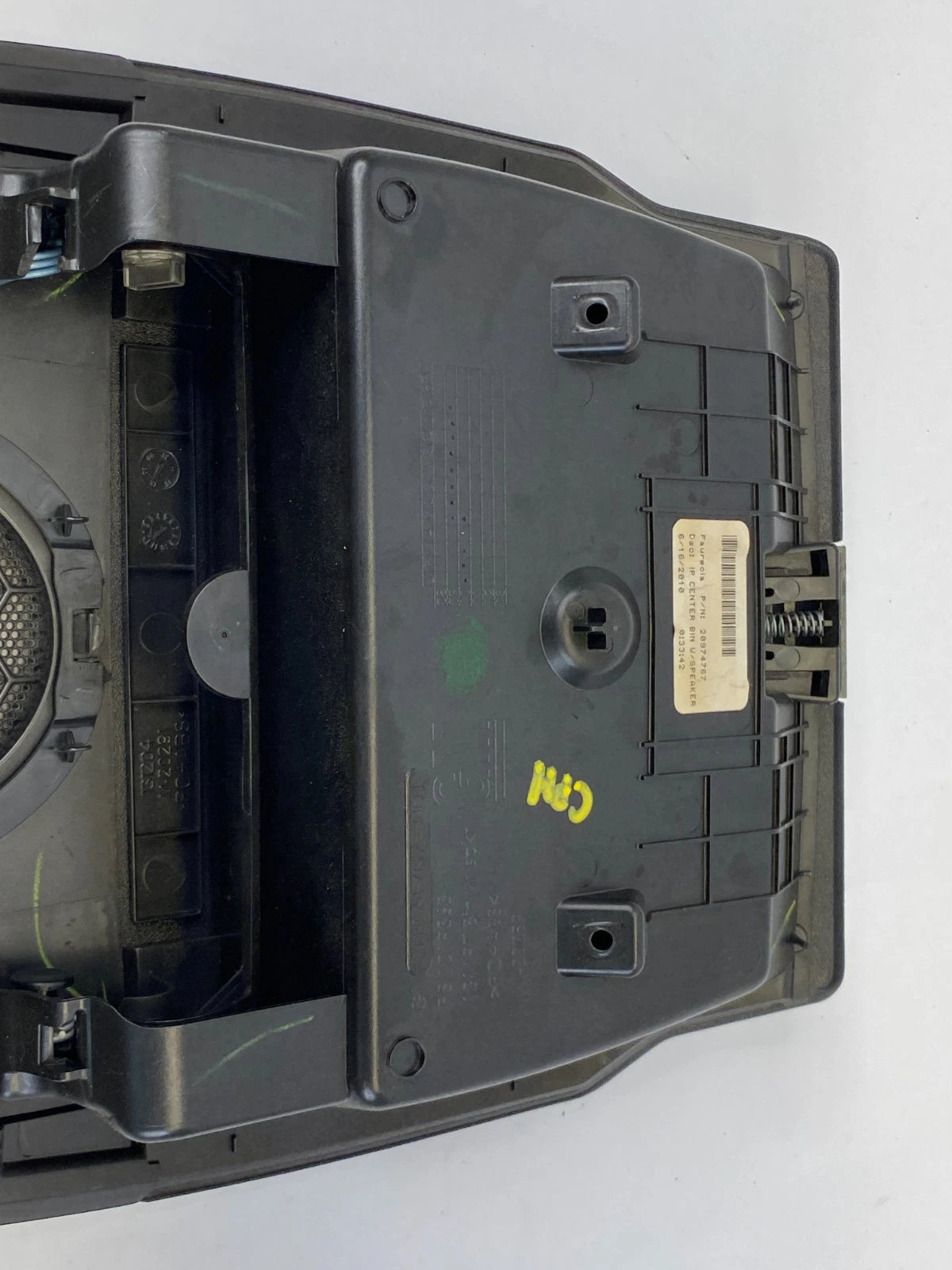 2010 2011 CHEVROLET EQUINOX CENTER DASH STORAGE COMPARTMENT 20974767 OEM