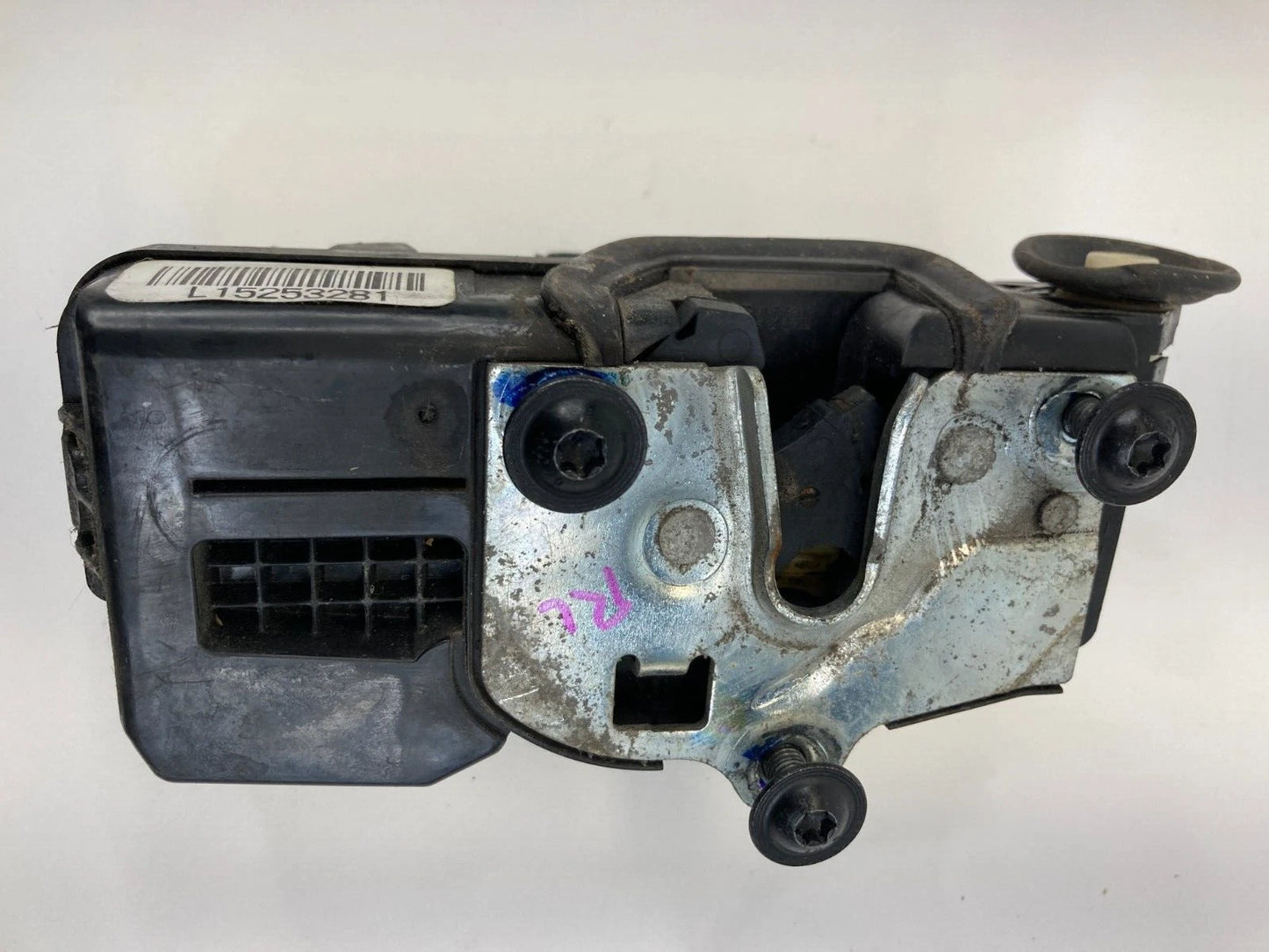 2003-2007 CADILLAC CTS 04-06 SRX REAR LEFT SIDE DOOR LOCK LATCH L15253281 OEM