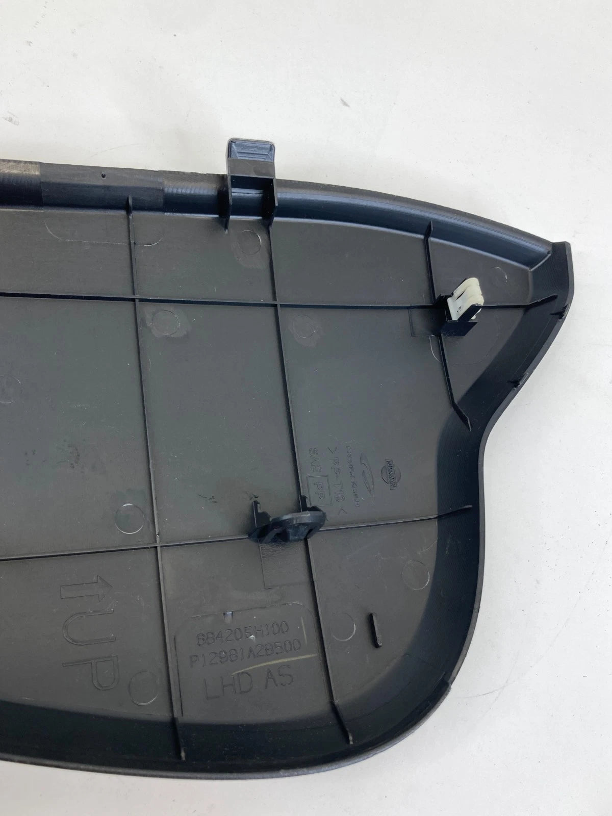 2006-2010 INFINITI M35 M45 RIGHT SIDE DASH END CAP COVER TRIM 68420-EH100 OEM