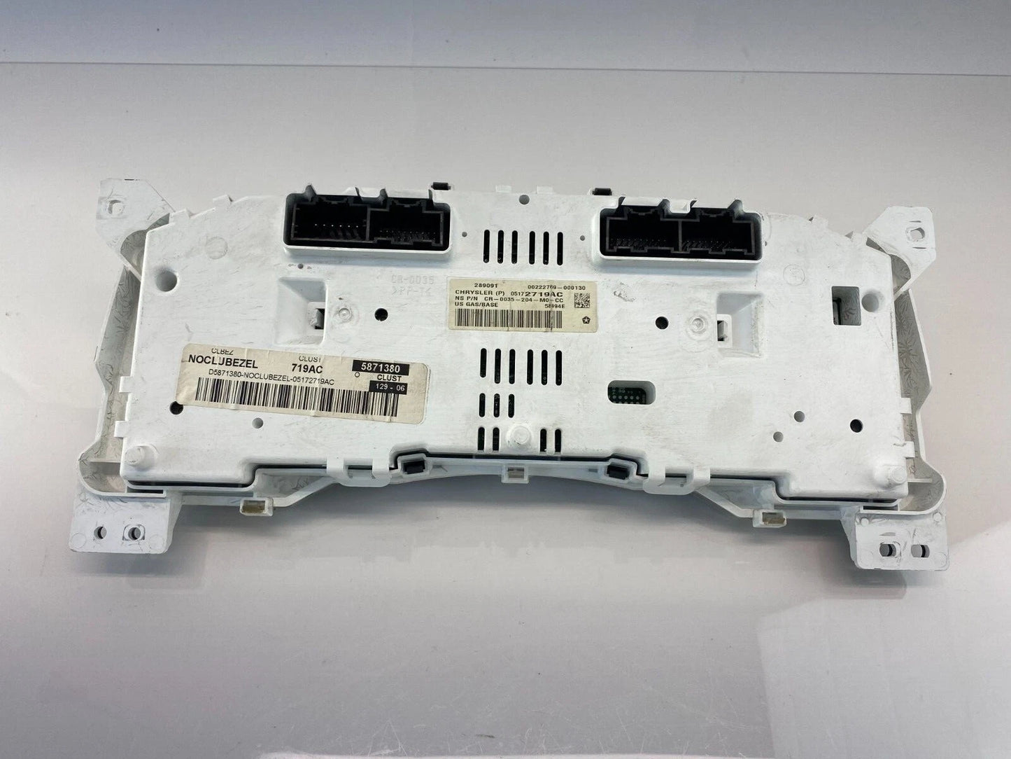 2010 COMPASS PATRIOT SPEEDOMETER INSTRUMENT CLUSTER GAUGES UKN MILES 05172719AC