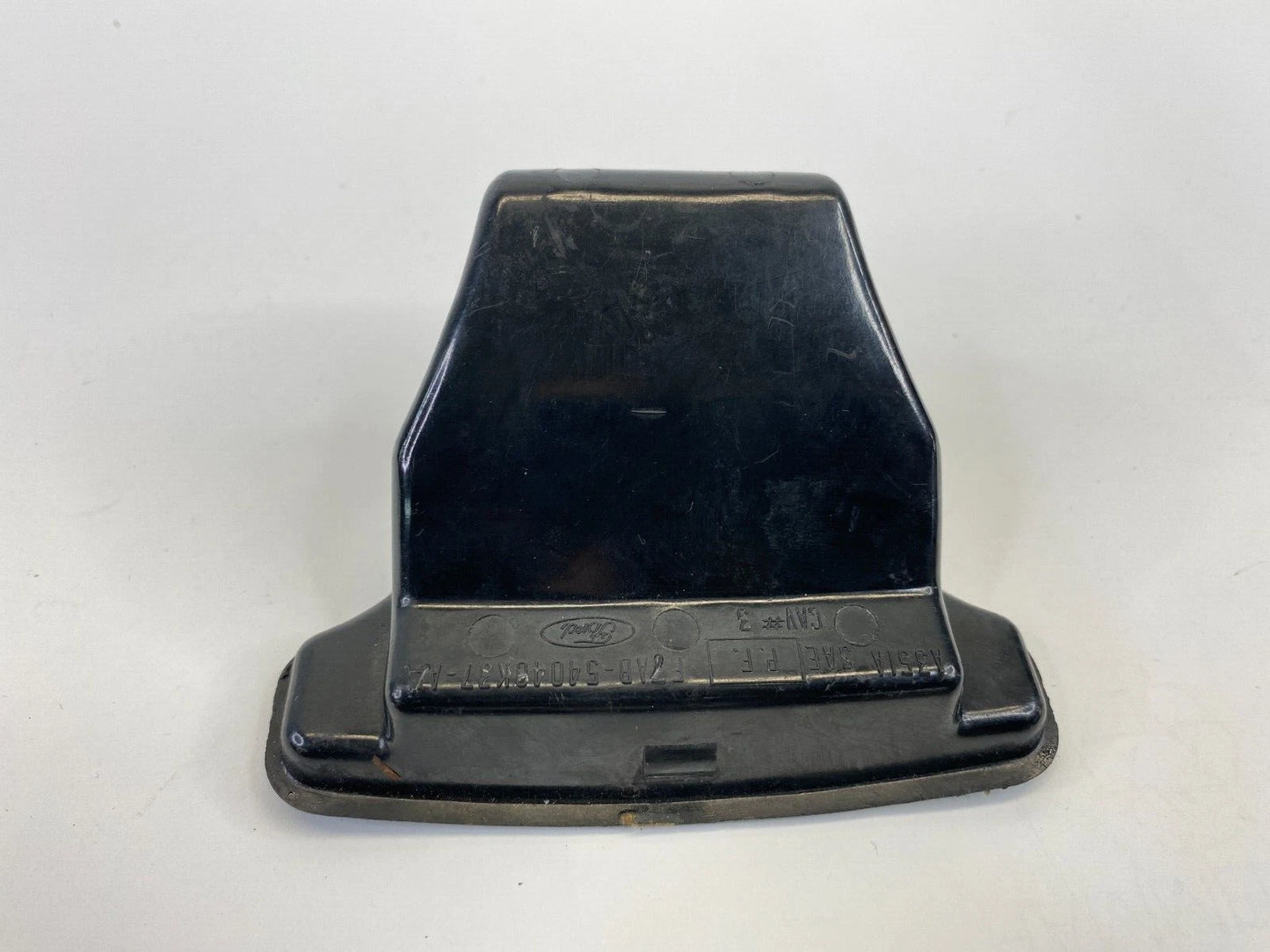 1998-2002 LINCOLN TOWN CAR CENTER CONSOLE STORAGE POCKET F7AB-54040K37-AA