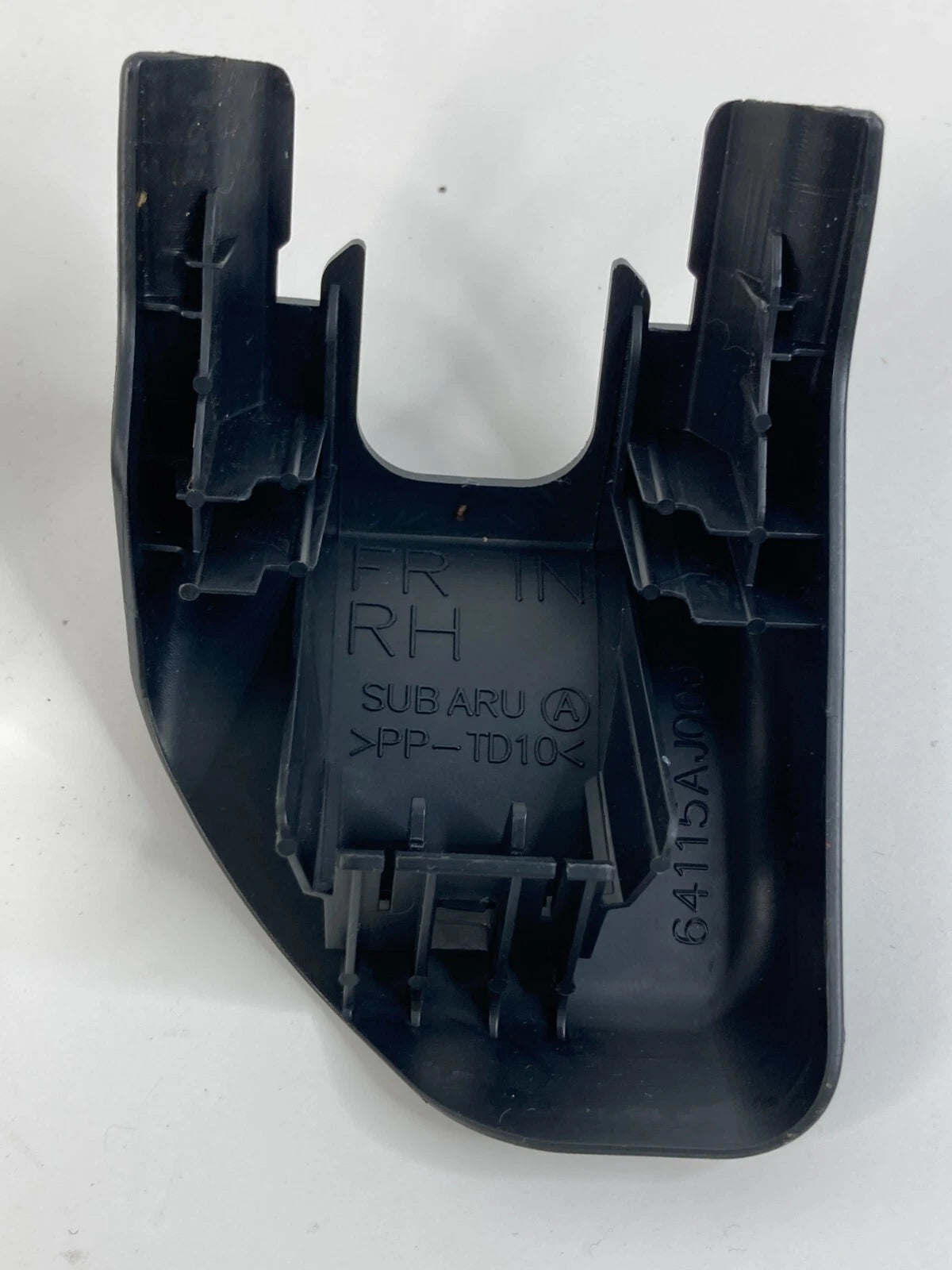 2010-2014 SUBARU LEGACY FRONT RIGHT SIDE SEAT TRACK RAIL END COVER 64115AJ000