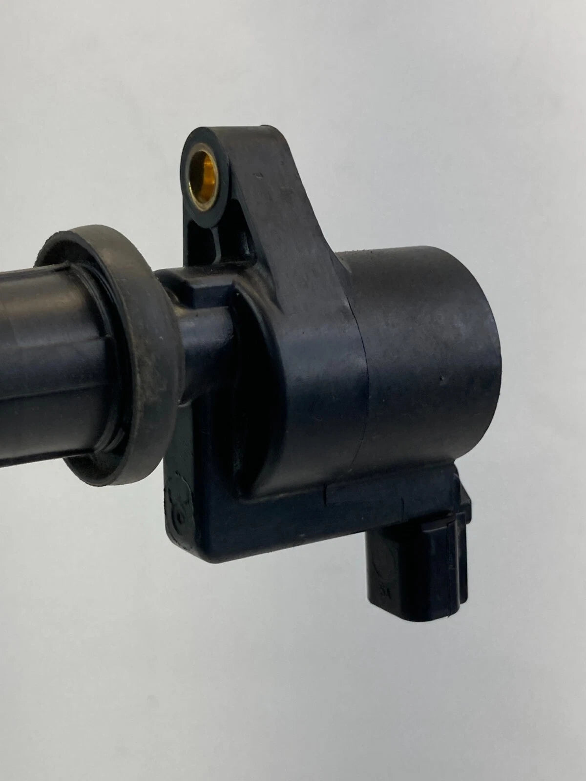 2005 06 07 2008 FORD ESCAPE 2.3L IGNITION COIL IGNITER 4M5G-12A366-BC OEM