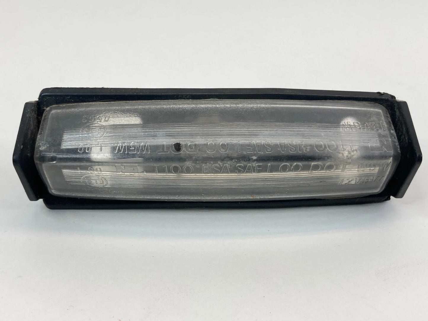 2002-2011 TOYOTA CAMRY SEDAN 4-DR REAR TRUNK LID LICENSE PLATE LIGHT LAMP OEM
