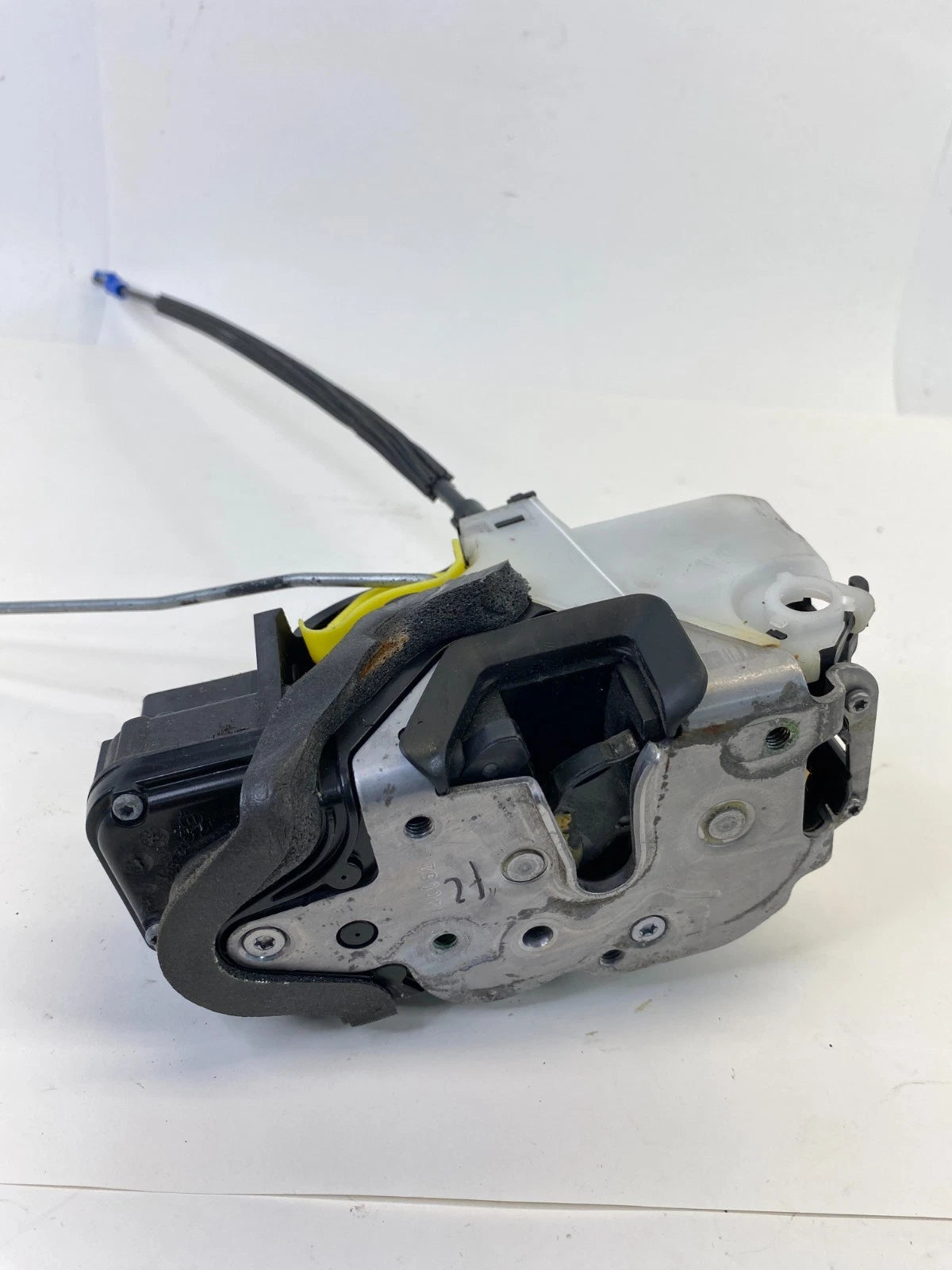 2011-2016 CHEVROLET CRUZE FRONT LEFT DRIVER DOOR LOCK LATCH 13579522 OEM