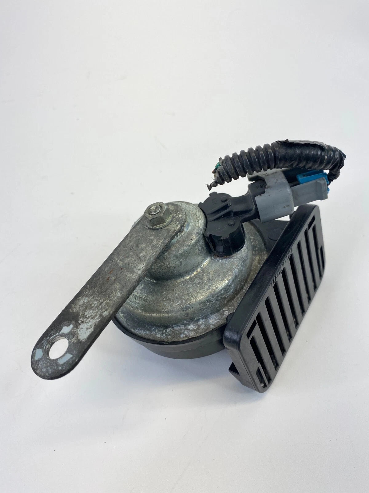 12-15 CHEVROLET CAPTIVA SPORT HIGH TONE NOTE HORN ALARM SIREN AM80S-E3553 OEM