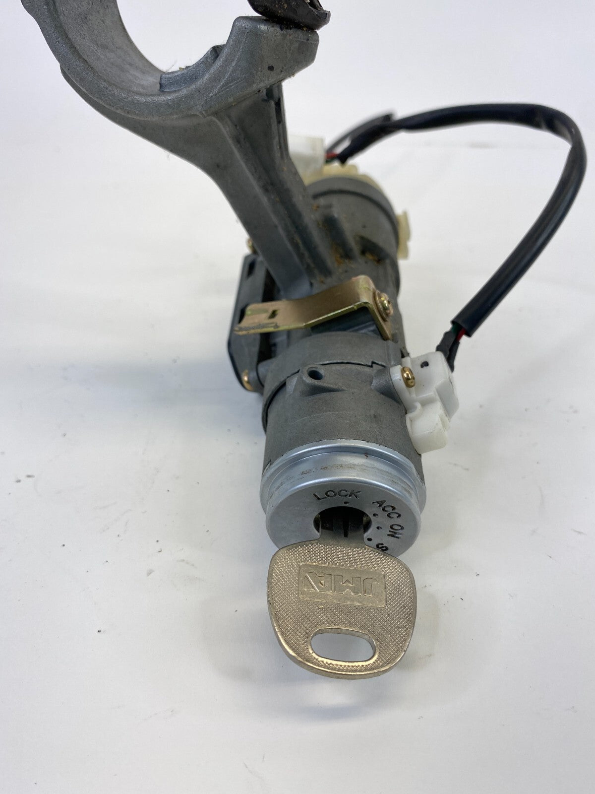 2005-2010 Kia Sportage 2.0L L4 AT Ignition Switch Lock Cylinder W/ Key OEM