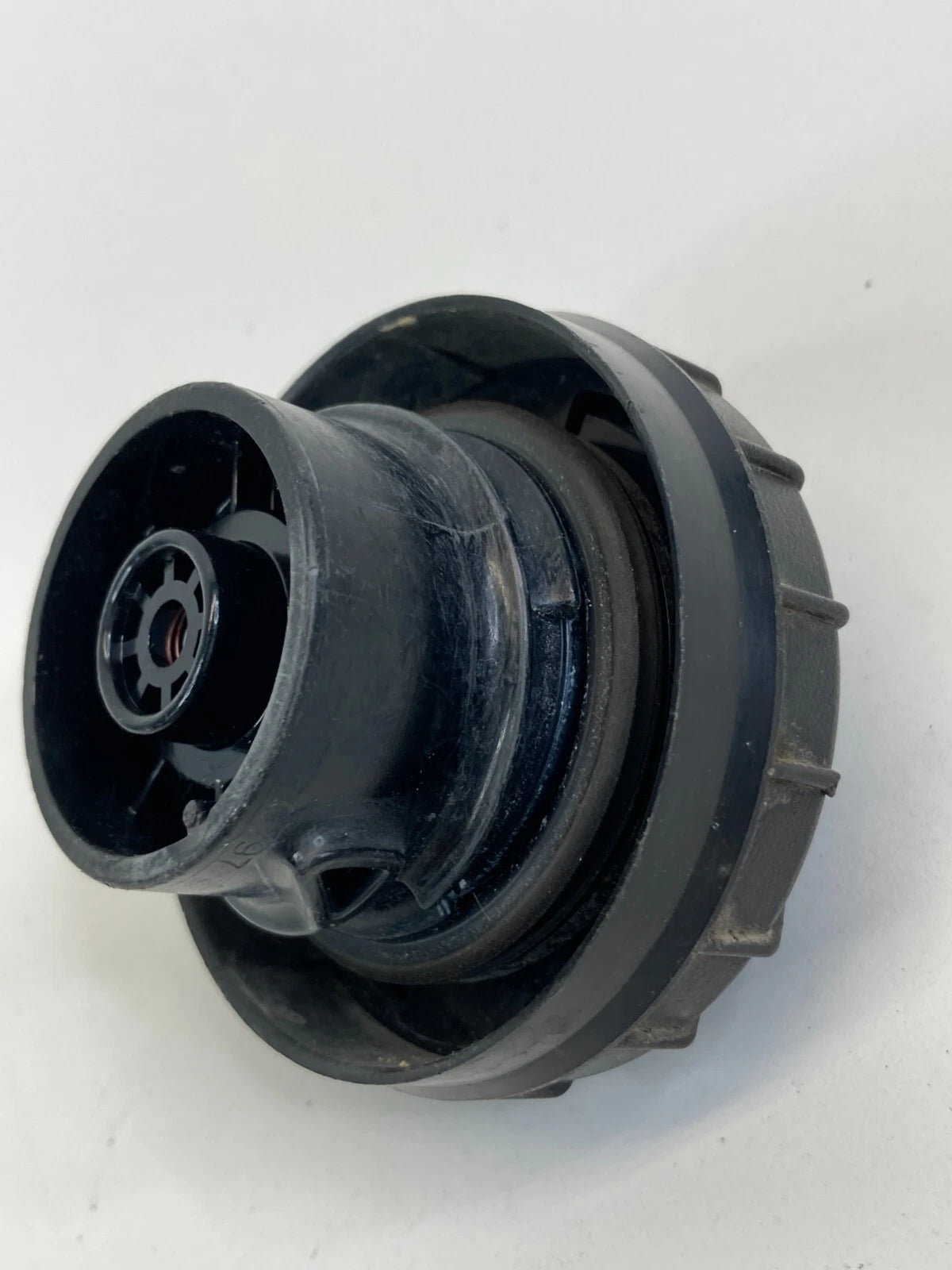 2004-2020 HYUNDAI ELANTRA 05-20 SANTA FE TUCSON FUEL FILLER GAS TANK CAP