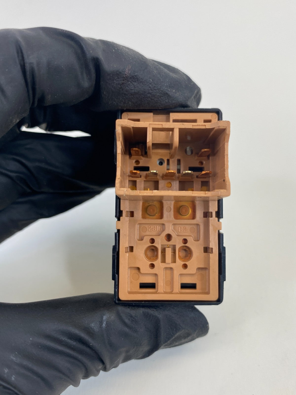 2008-2010 Hyundai Sonata Rear Right Side Door Power Window Control Switch OEM