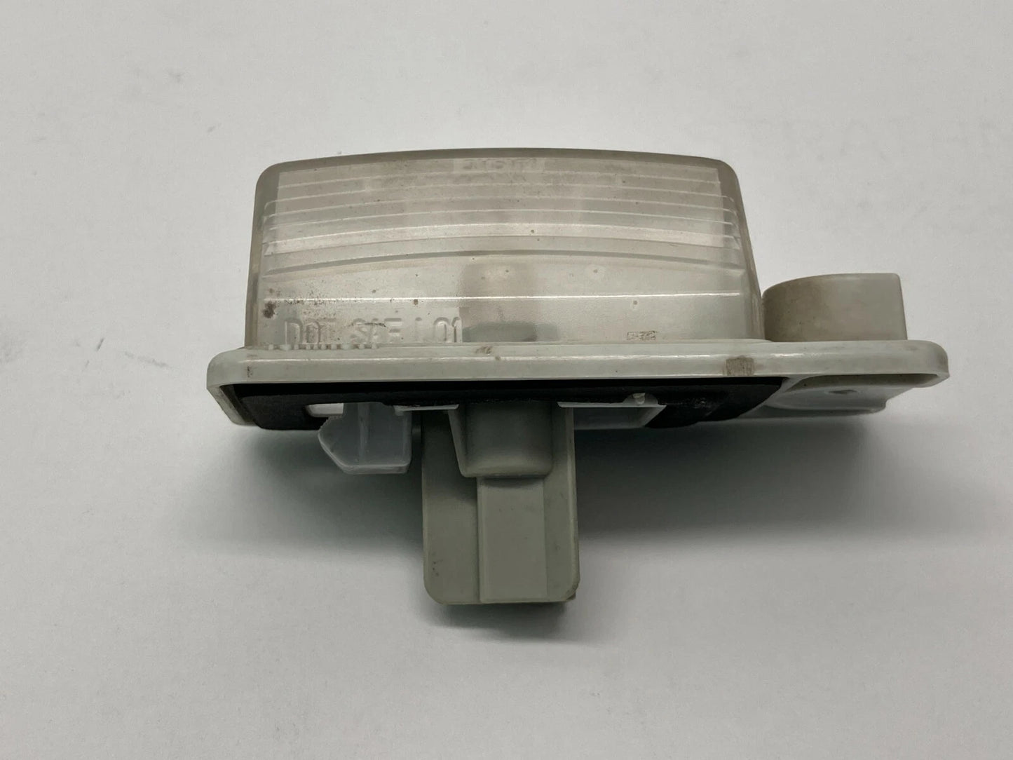 2007 2008 2009 2010 2011 2012 NISSAN ALTIMA REAR TRUNK LICENSE PLATE LIGHT LAMP