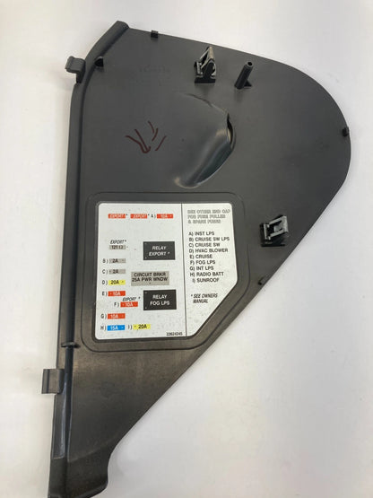 2002-2005 PONTIAC GRAND AM DASH RIGHT SIDE FUSE BOX END CAP TRIM COVER 22618850